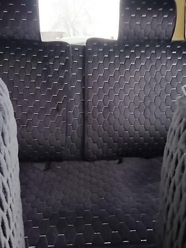 e60 m5: Toyota Ist: 2005 г., 1.3 л, Автомат, Бензин, Хэтчбэк — 8