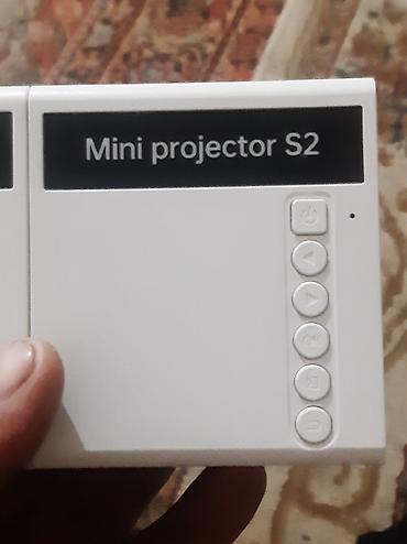 proyektor hy320: Mini Projector S2 – portativ ev kinoteatrı - Kompakt korpus, üst — 3