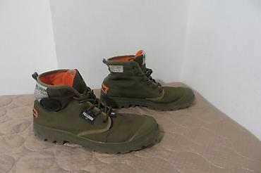 sandale patike: Palladium muške patike/gležnjače, model sa urban-outdoor stilom. - — 1