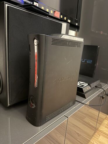 Xbox 360 & Xbox: Xbox 360 tam problemsiz içinde 55 oyun var 3 orginal pult Real