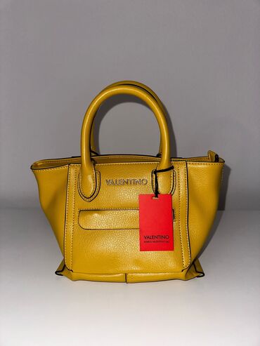 guess mala torbica: Elegantna torbica, Valentino, Materijal: Koža na lalafo.rs guess mala torbica: Elegantna torbica, Valentino, Materijal: Koža
