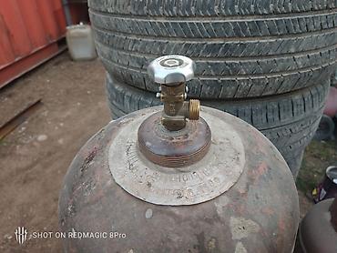 чон: Продаю газовые баллоны большой 5000сом остальные по 2500 сом каждый — 2