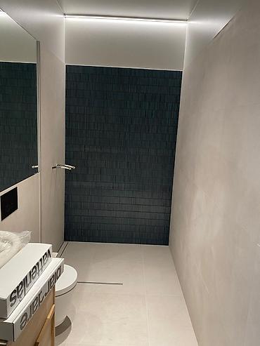 Укладка плитки: Резка плитки, Подготовка стен для укладки, Подготовка стен для грунтовки | Керамическая плитка, Керамогранитая плитка, Стеклянная плитка | Горизонтальная укладка, Вертикальная укладка, Диагональная укладка Больше 6 лет опыта — 6