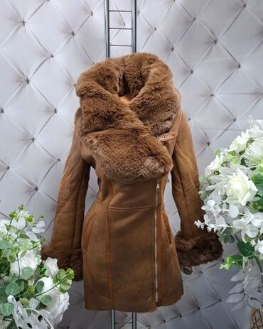 Zimske jakne: One size, Jednobojni, Sa postavom, Krzno — 8