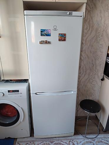 Mətbəx texnikası: Indesit iki qapılı soyuducu - Rəng: ağ, şaquli dizayn - Üst kamera – — 1