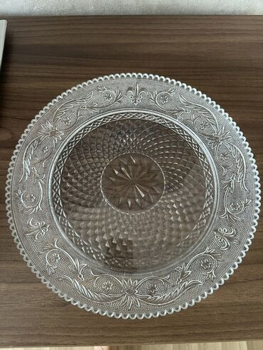 Boşqablar, 1 əd, Şüşə