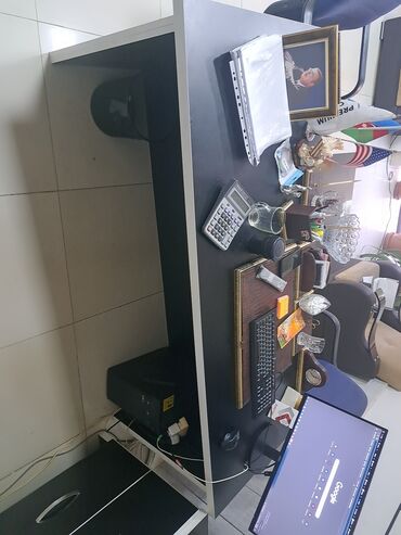 Ofis masaları: Ofis dəsti mebeli satılır. 650 azn Real alıcıya endirim olacaq. Ofis — 7