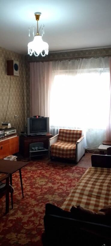 дом из бруса: 2 комнаты, 46 м², 105 серия, 5 этаж, Старый ремонт