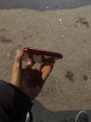 red cell: IPhone Xr, Б/у, 128 ГБ, Красный, 79 % — 3