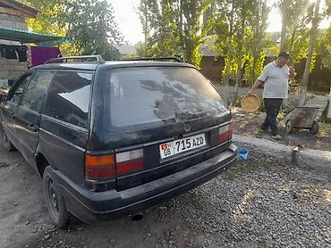 2106 2107: Volkswagen Passat Variant: 1989 г., 1.8 л, Механика, Бензин, Универсал — 3