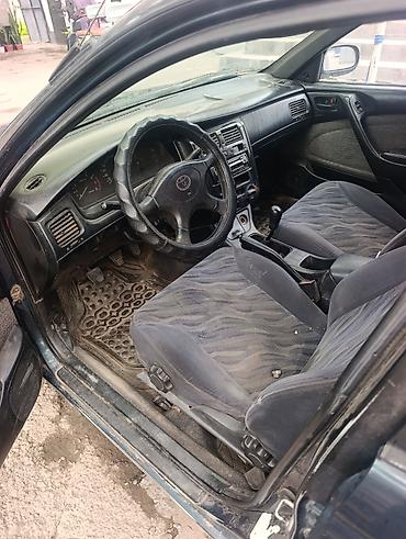 королла 1 6: Toyota Carina E: 1992 г., 1.8 л, Механика, Бензин, Хэтчбэк — 5