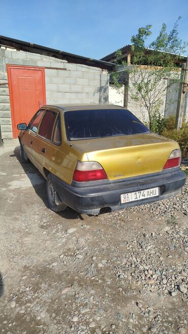 монитор виндом: Daewoo Nexia: 2002 г., Седан