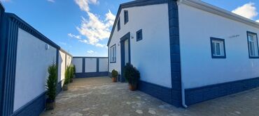 Həyət evləri və villaların satışı: 4 otaqlı, 5 kv. m, Kredit yoxdur, Yeni təmirli — 28