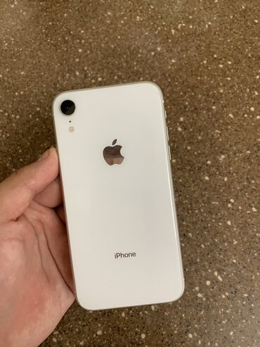 Apple iPhone: IPhone Xr, Б/у, 128 ГБ, Белый, 82 %