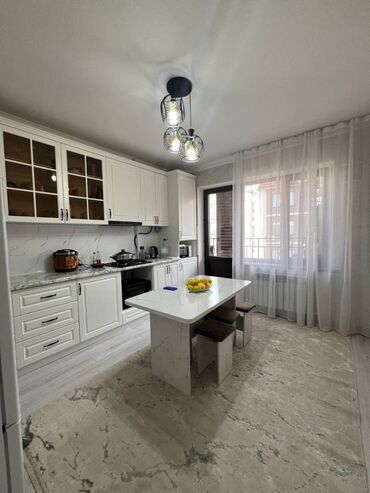 Продажа квартир: 3 комнаты, 78 м², 106 серия улучшенная, 8 этаж, Евроремонт