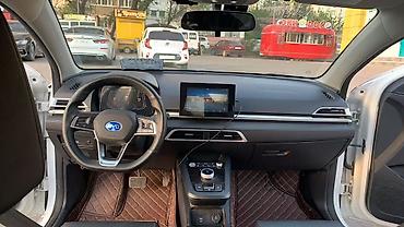 BYD: BYD : 2020 г., Автомат, Электромобиль, Седан — 10