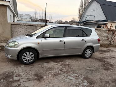 Toyota: Toyota Ipsum: 2002 г., 2.4 л, Автомат, Бензин, Минивэн — 4