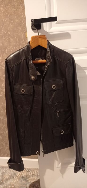 кожаные куртки женские бишкек: Кожаная куртка, Натуральная кожа, S (EU 36)
