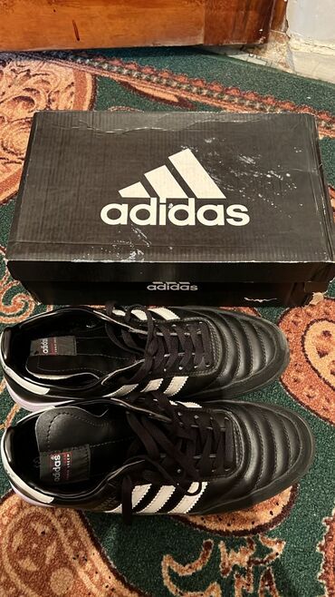 бутсы adidas: Кожаные футзалки Adidas Mundial Goal. Классический дизайн с тремя