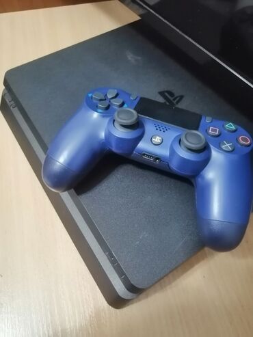 playstation 4 джойстик: Продаю пс4 слим, 500гб, с Кореи привезена, коробки к сожалению нету