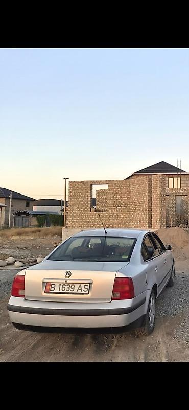 pasat b5: Volkswagen Passat: 1998 г., 1.8 л, Механика, Бензин, Седан — 1