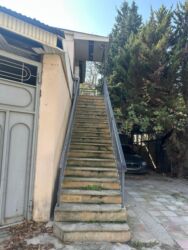 sabuncuda ev: Bakı, Sabunçu qəs., 3 otaqlı, Köhnə tikili, m. Neftçilər, 66 kv. m