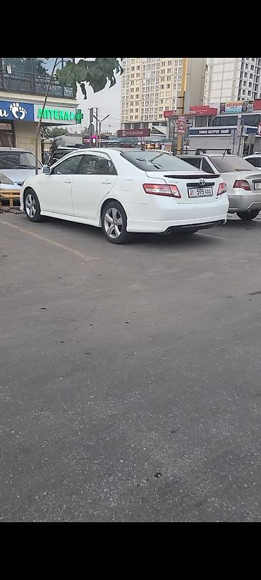 салон машины: Toyota Camry: 2010 г., 2.5 л, Автомат, Бензин, Седан — 5