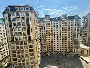 emircanda ev satisi: 3 otaqlı, Yeni tikili, 120 kv. m — 1