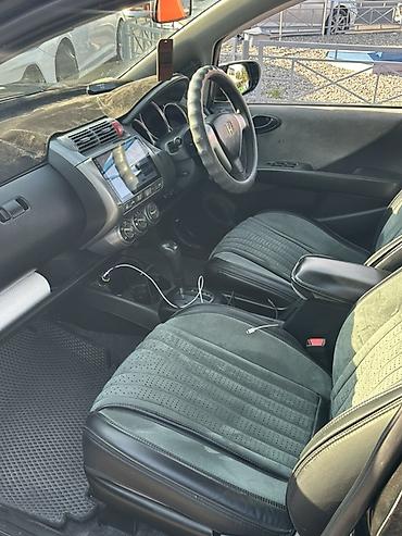 nomer o: Honda Fit: 2003 г., 1.3 л, Автомат, Бензин, Хэтчбэк — 5
