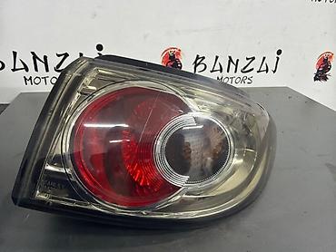 mazda 2000: Задний правый стоп-сигнал Mazda 2005 г., Б/у, Оригинал, Япония — 1