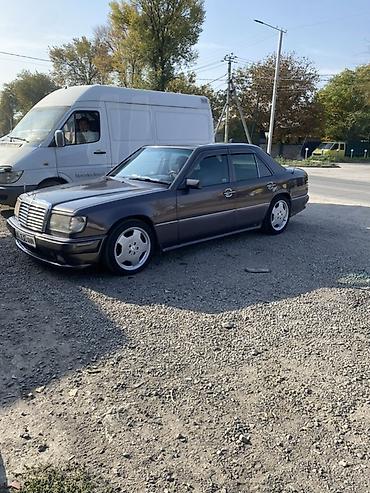 Mercedes-Benz W124: 1992 г., 3 л, Автомат, Дизель, Седан — 4