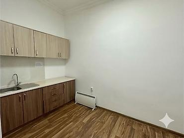 Аренда офисов: Аренда офисов, 666 м², В жилом комплексе, С отдельным сан узлом, С юридическим адресом, С отдельной кухней — 6