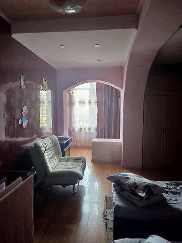 площадь: Сдается шикарная 4-комнатная квартира в центре! Локация: ул — 7