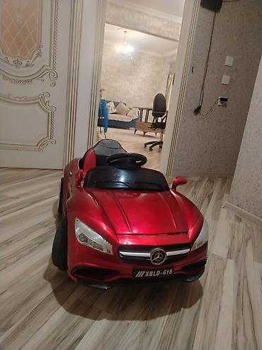 Uşaq üçün elektrik maşınları: Uşaqlar üçün elektrikli miniatür maşın – kabriolet tipli, metalik — 1