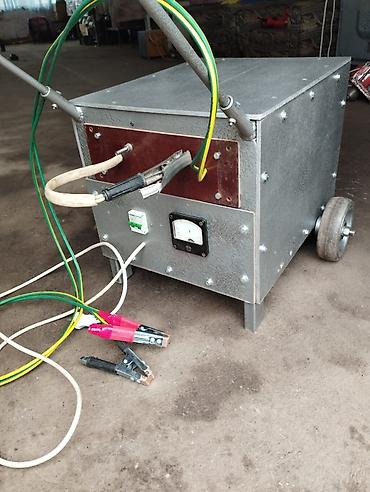 avatr 12: 1) Пуско-зарядное устройство на 220v. Выход - 12, 24 вольт. 15000 с — 6