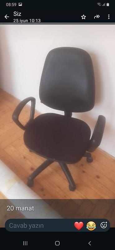 Ofis mebeli: Ofis/kreslo tipli fırlanan iş stulu - Rəng: qara - Yumru oturacaq və — 1