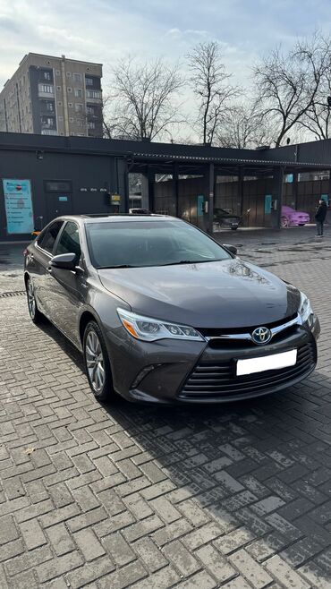 Toyota: Toyota Camry: 2017 г., 2.5 л, Вариатор, Гибрид, Седан