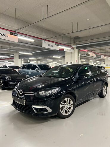 Renault: Renault : 2018 г., 1.6 л, Автомат, Бензин, Седан