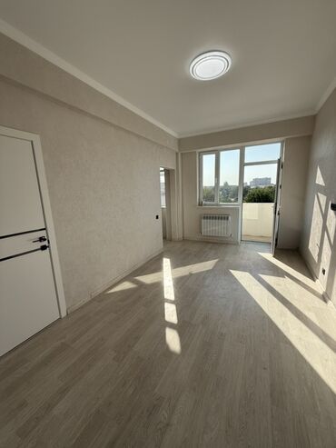 суточный гостиницы бишкек: 28 м², Без мебели