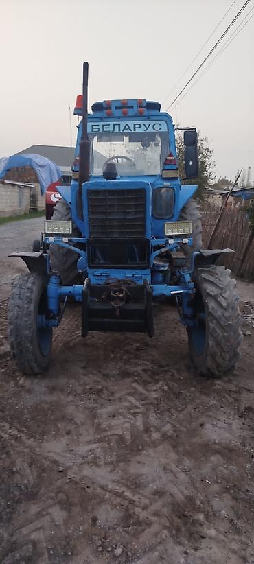 49cc moto: Belarus MTZ traktoru - Rəng: mavi, kabinəli - Ön və arxa tam — 1