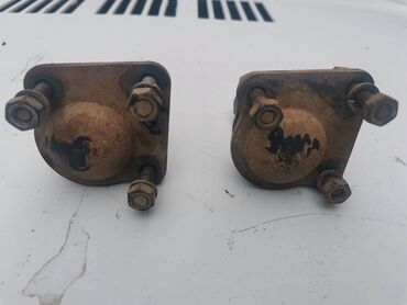 Auto delovi: Donje kugle trapa Lada 21214i Niva 2012 godiste. Polovno. ocuvano — 8