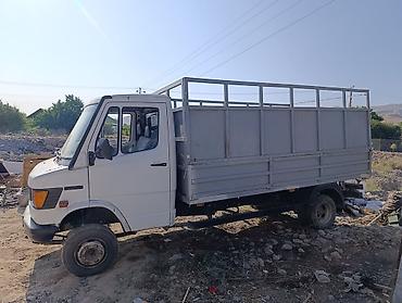 трактор дыты: Грузовик, Mercedes-Benz, Стандарт, 4 т, Б/у — 4