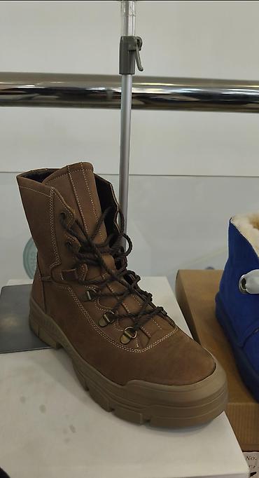 Ayaqqabılar: Kişi ayaqqabıları – klassikdən gündəlik komforta Məhsul — 8