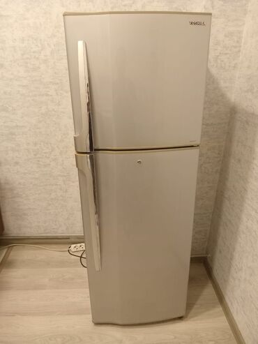 Soyuducular: İşlənmiş 2 qapılı Toshiba Soyuducu Satılır, rəng - Gümüşü