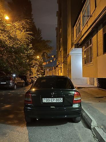 opel astra motor: Opel Astra G sedan - Kuzov: 4 qapılı sedan, tünd yaşıl rəng - — 5