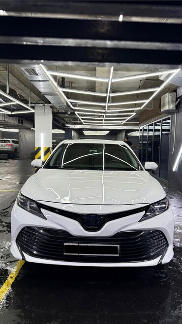 рассрочка авто бишкек без первоначального взноса: Toyota Camry: 2018 г., 2.5 л, Вариатор, Гибрид, Седан