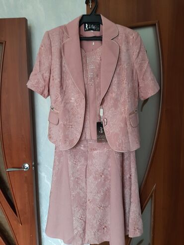 женский костюм кофт юбка: Костюм с юбкой, Миди, Made in KG, 2XL (EU 44)