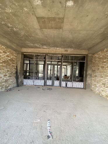 Магазины: Сдаю Магазин, В жилом доме, 39 м² Не действующий, Без оборудования, Без ремонта — 1