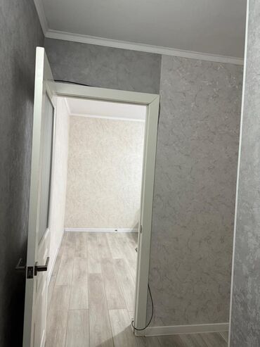 Продажа домов: 1 комната, 19 м², 106 серия, Цокольный этаж этаж, Дизайнерский ремонт