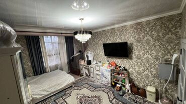 срочно продаётся 1 комнатная квартира в районе ошского рынка: 1 комната, 44 м², Элитка, 9 этаж, Евроремонт